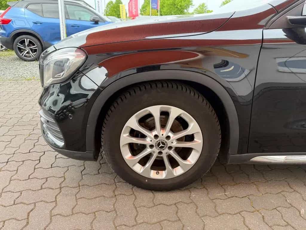 Mercedes-Benz GLA 200 AMG Line=Automatik-Schiebedach-SHZ= 11/2019-photo-32
