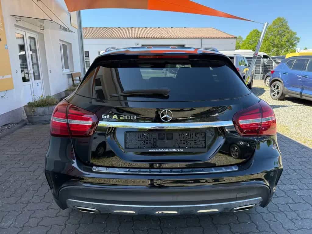 Mercedes-Benz GLA 200 AMG Line=Automatik-Schiebedach-SHZ= 11/2019-photo-4
