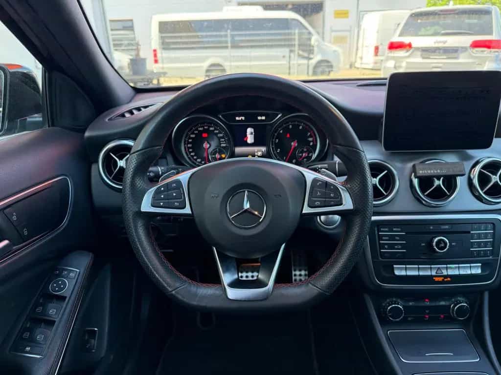 Mercedes-Benz GLA 200 AMG Line=Automatik-Schiebedach-SHZ= 11/2019-photo-9