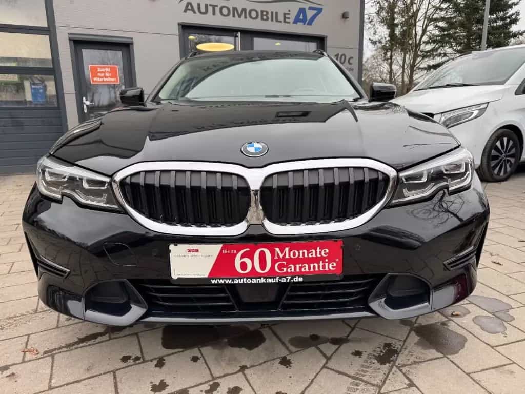 BMW 3 Series d xDrive Sport Line 06/2022-photo-1