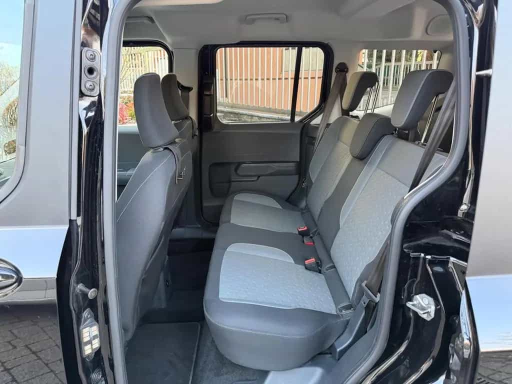 Other Other Ford Tourneo Courier 1.0 EcoBoost Powershift Act 08/2024-photo-9