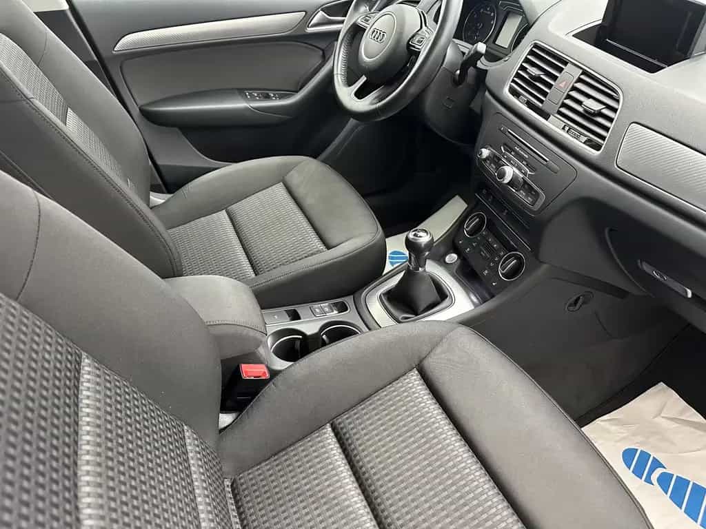 Audi Q3 design "NAVI-MULTI-SITZH-ALU-8 FACH" 08/2018-photo-10