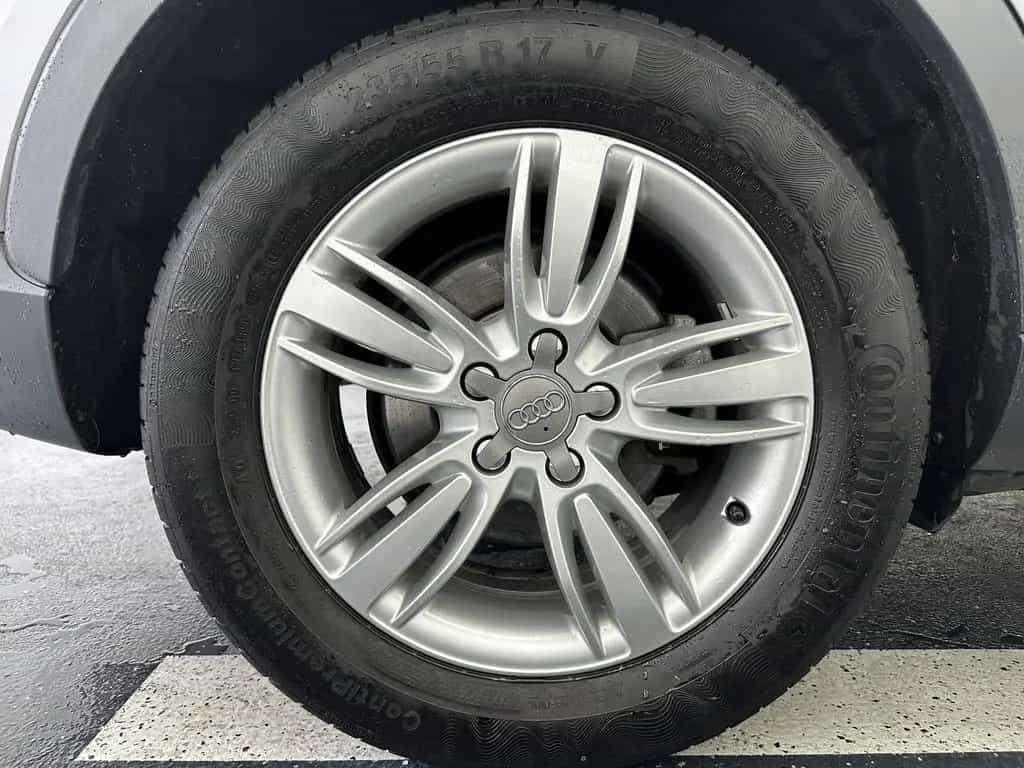 Audi Q3 design "NAVI-MULTI-SITZH-ALU-8 FACH" 08/2018-photo-22