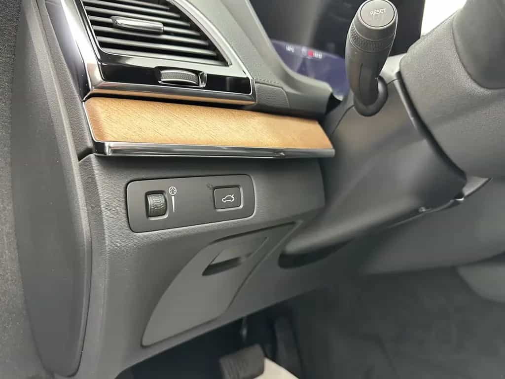 Volvo XC90 Inscription AWD "1 HAND-LEDER-NAVI-CAM-ALU" 11/2021-photo-21