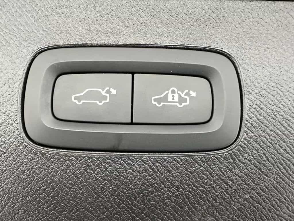 Volvo XC90 Inscription AWD "1 HAND-LEDER-NAVI-CAM-ALU" 11/2021-photo-26