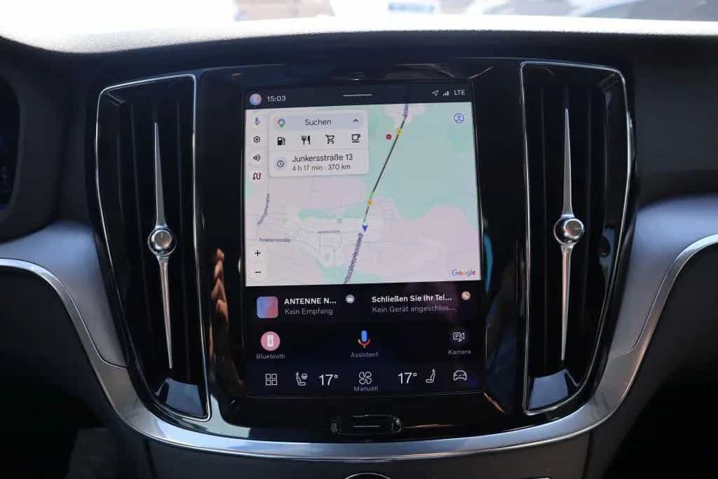 Volvo V60 B4 D Core|NAVIGATION|AHK|R-CAM|SHZG V+H| 07/2024-photo-20