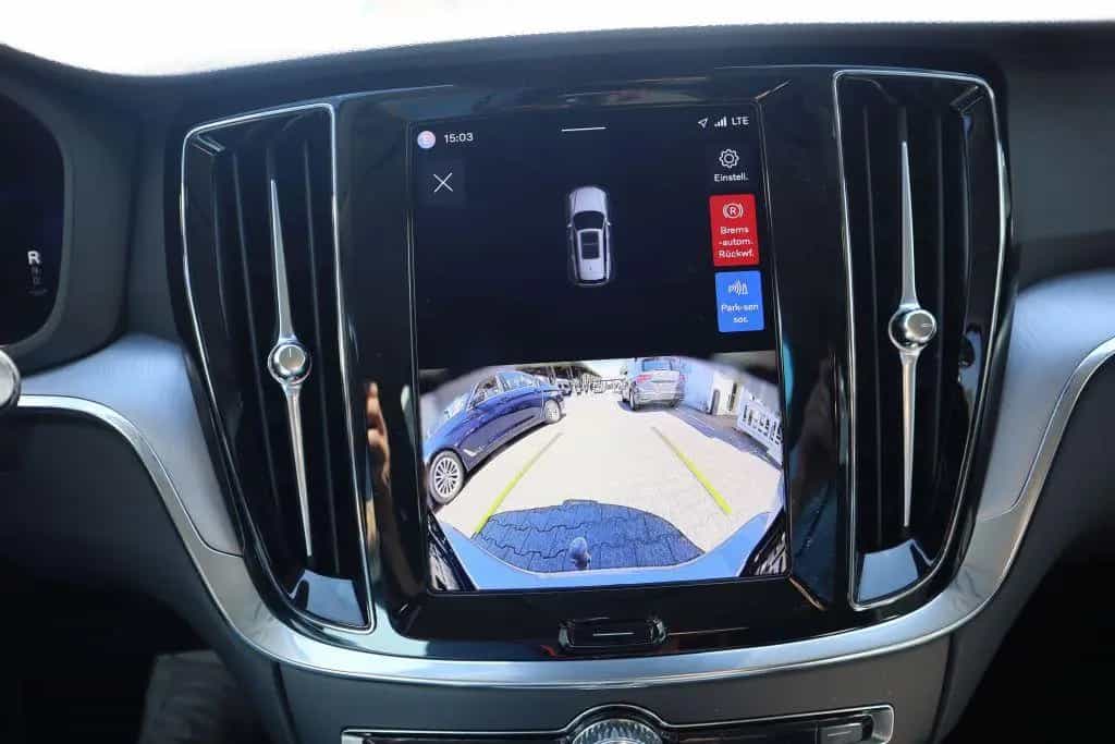 Volvo V60 B4 D Core|NAVIGATION|AHK|R-CAM|SHZG V+H| 07/2024-photo-21