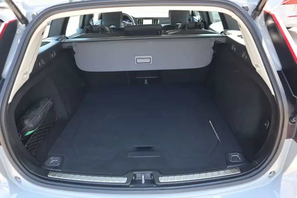 Volvo V60 B4 D Core|NAVIGATION|AHK|R-CAM|SHZG V+H| 07/2024-photo-24