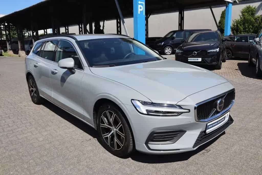 Volvo V60 B4 D Core|NAVIGATION|AHK|R-CAM|SHZG V+H| 07/2024-photo-4