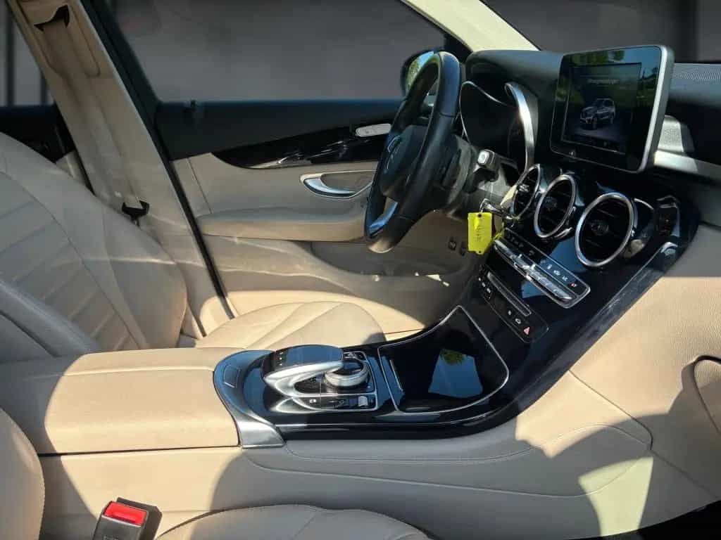 Mercedes-Benz GLC 250 4M Mbux AHK Night Leder Standh. Distr. 08/2017-photo-15
