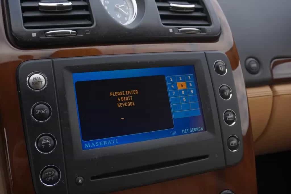 Maserati Quattroporte 4,2i Aut. *TOP Auto!* 03/2007-photo-19