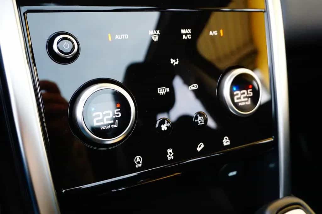 Land Rover Discovery Sport S AWD*LEDER*PANORAMA 01/2020-photo-18