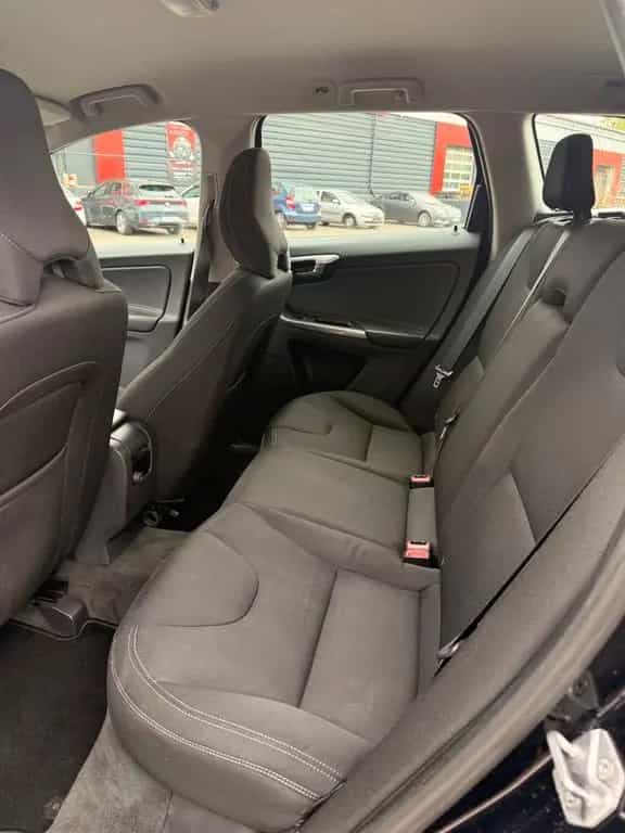 Volvo XC 60 XC60 Kinetic 2WD 10/2016-photo-5