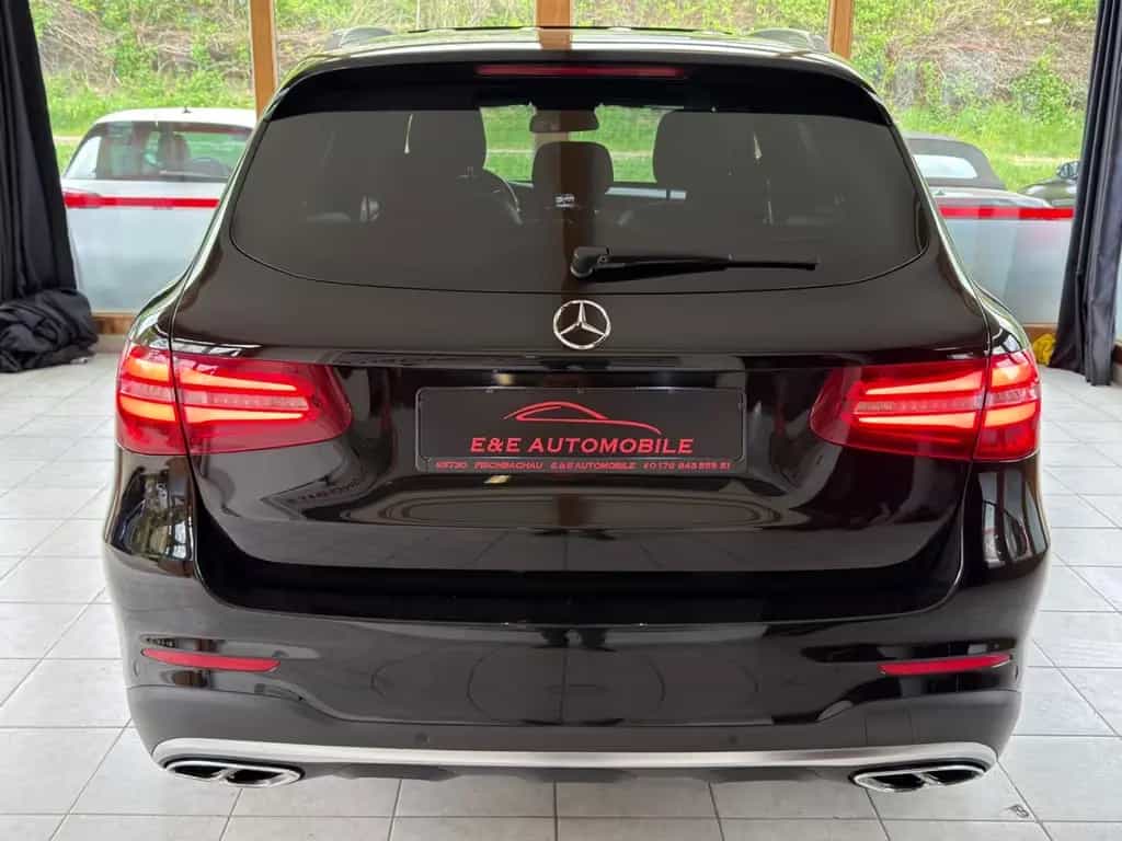 Mercedes-Benz GLC 43 AMG 4Matic |BURMESTER|PANO|LED|360°-CAM| 04/2017-photo-4