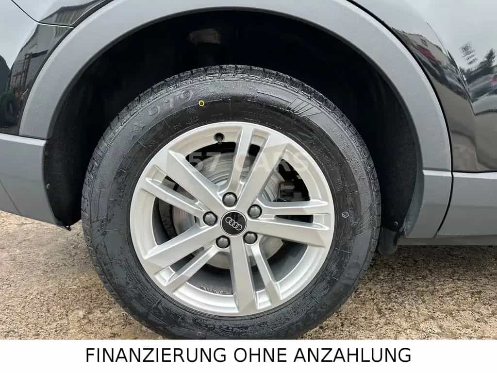Audi Q3 40 TFSI*QUATTRO*AHK*AUTOMATIK*CARPLAY*PDC* 03/2023-photo-2