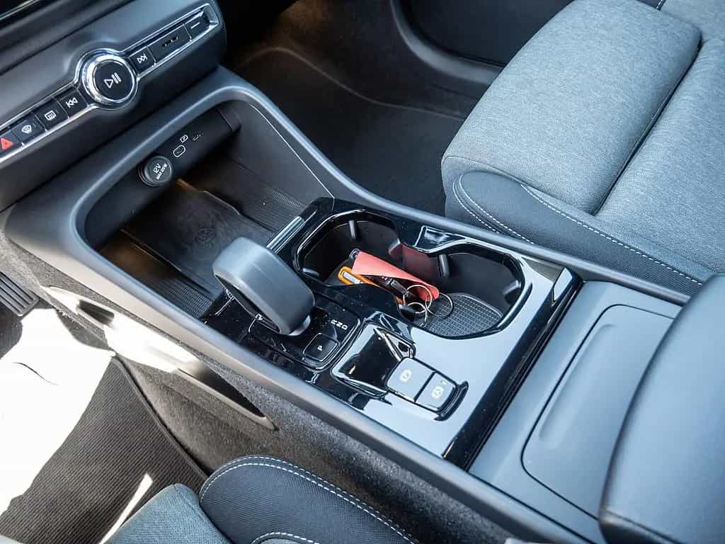 Volvo XC40 B3° Plus Dark 2WD 02/2023-photo-14