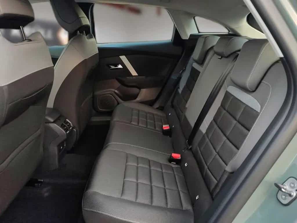 Citroën C4 Benziner 130 PLUS +Winter-Paket+ 10/2025-photo-11