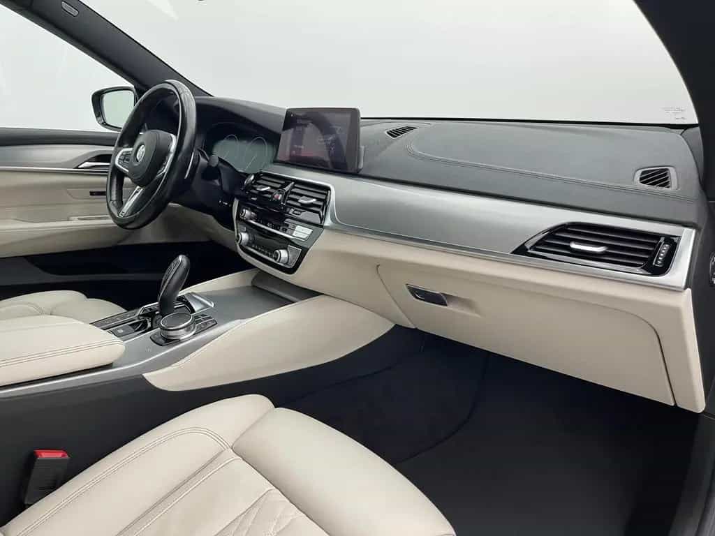 BMW 6 Series 640 i xDrive M Sport *STHZ*SOFT*HuD*360°*LED*ACC 09/2018-photo-12