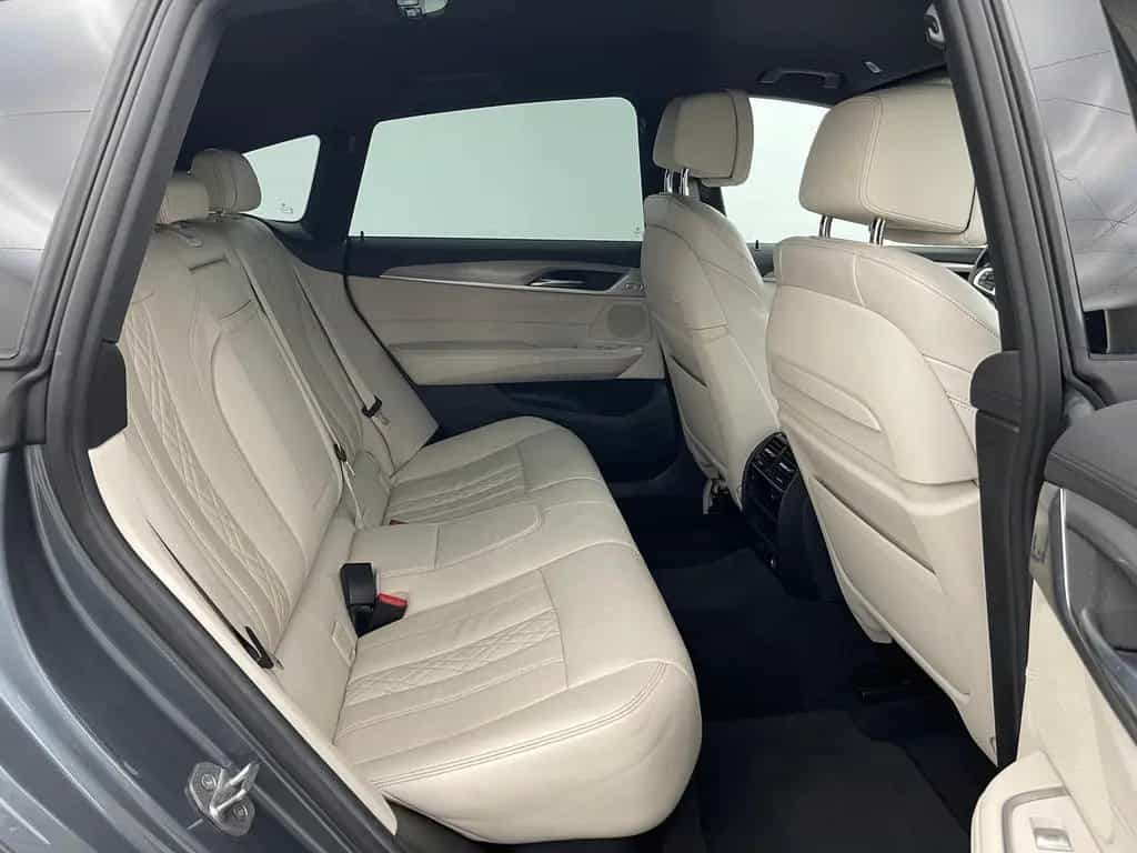 BMW 6 Series 640 i xDrive M Sport *STHZ*SOFT*HuD*360°*LED*ACC 09/2018-photo-13