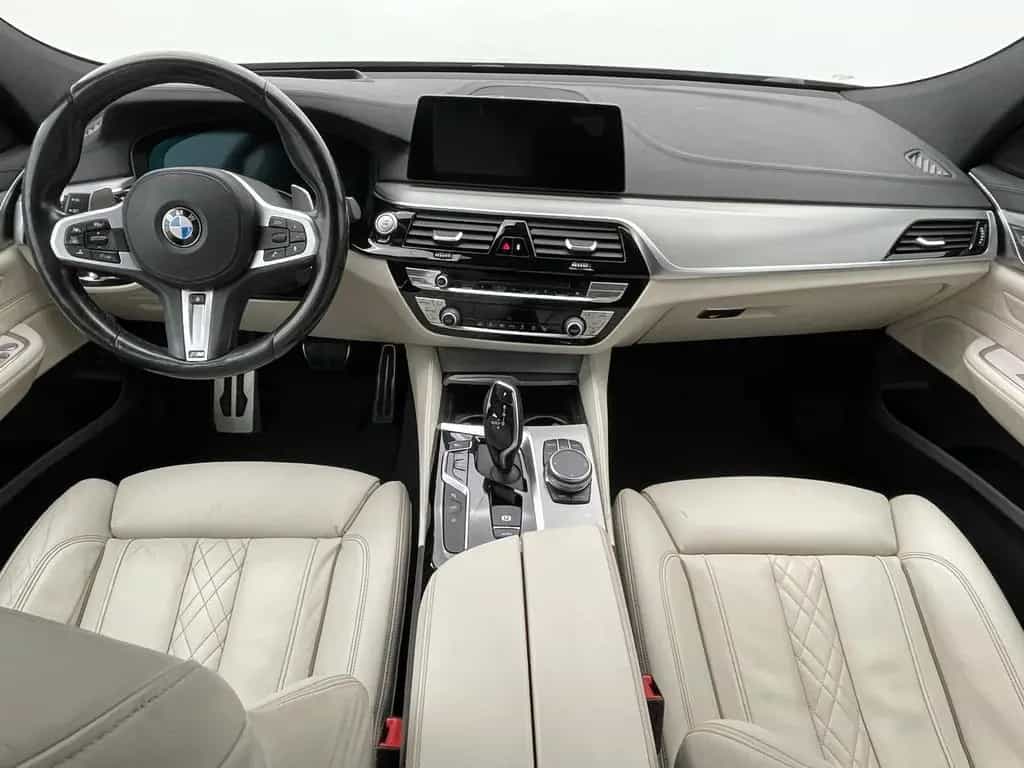 BMW 6 Series 640 i xDrive M Sport *STHZ*SOFT*HuD*360°*LED*ACC 09/2018-photo-16