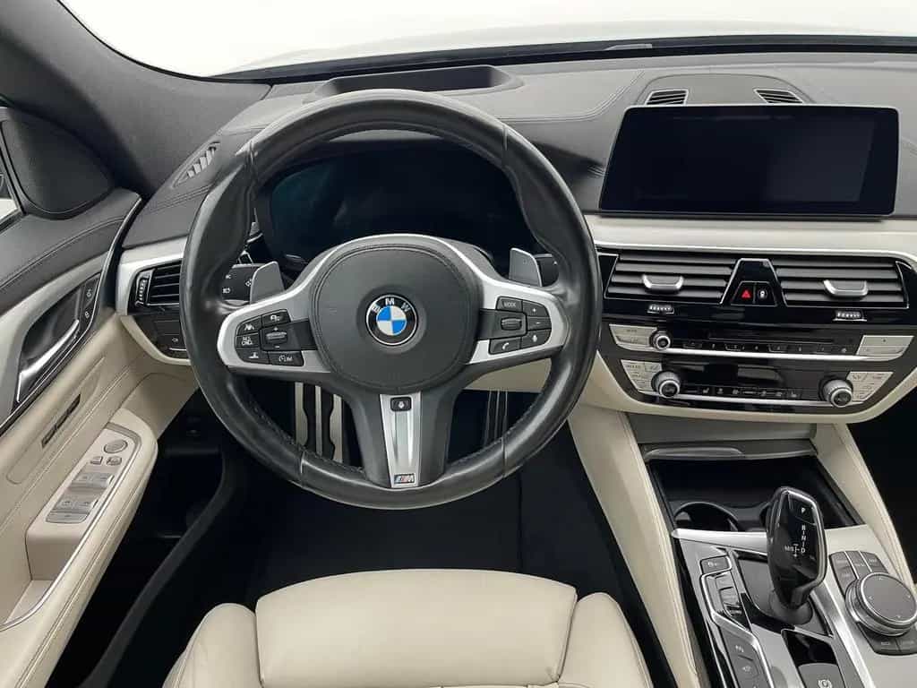 BMW 6 Series 640 i xDrive M Sport *STHZ*SOFT*HuD*360°*LED*ACC 09/2018-photo-17