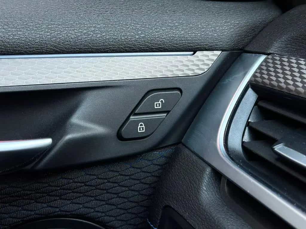 BMW X2 sDrive18d M SPORT LED#SHZ#NAV#AHK#TEMP#CAM#LH 03/2019-photo-30
