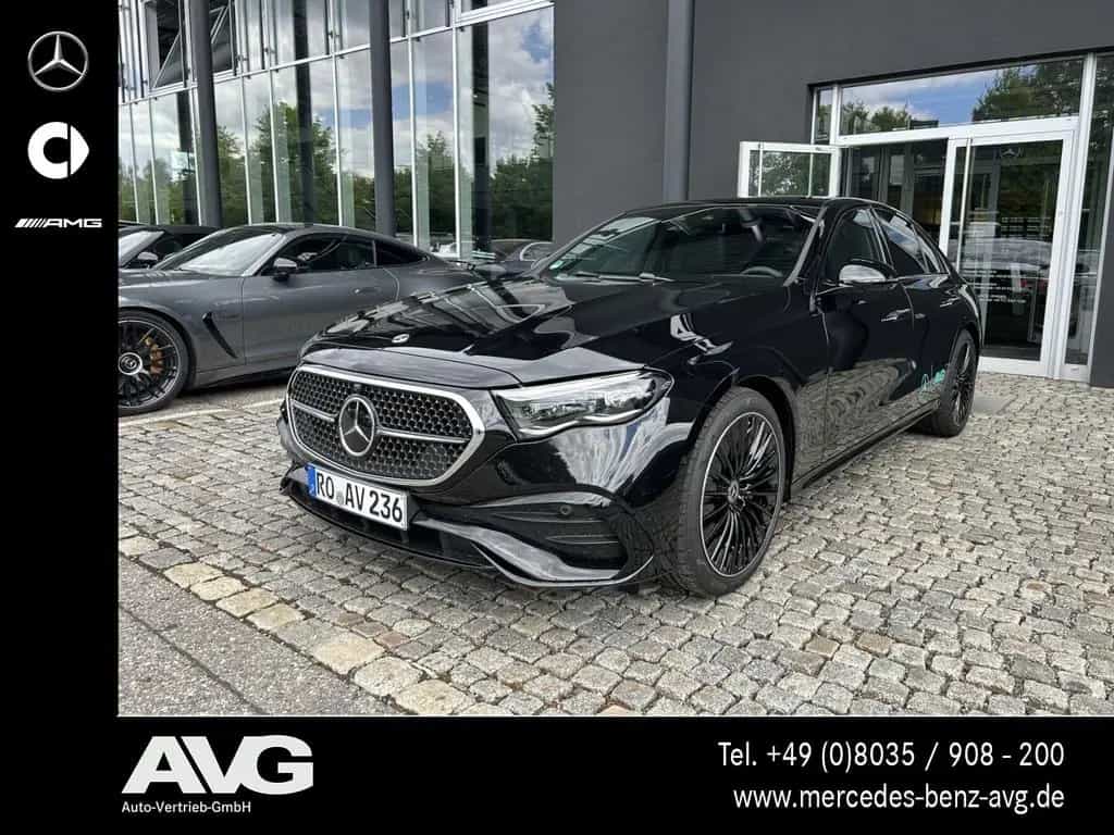 Mercedes-Benz E 220 d AMG Night Edition Burmester® Pano 360° 05/2026-photo-0