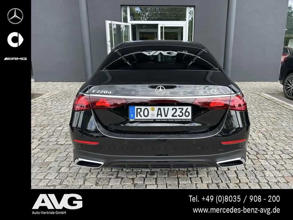 Mercedes-Benz E 220 d AMG Night Edition Burmester® Pano 360° 05/2026-photo-4