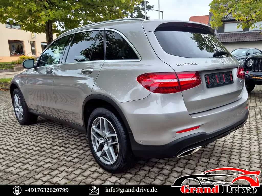 Mercedes-Benz GLC 300 4Matic/AMG/KAMERA/PDC/LED/CARPLAY/NAVI 07/2019-photo-4