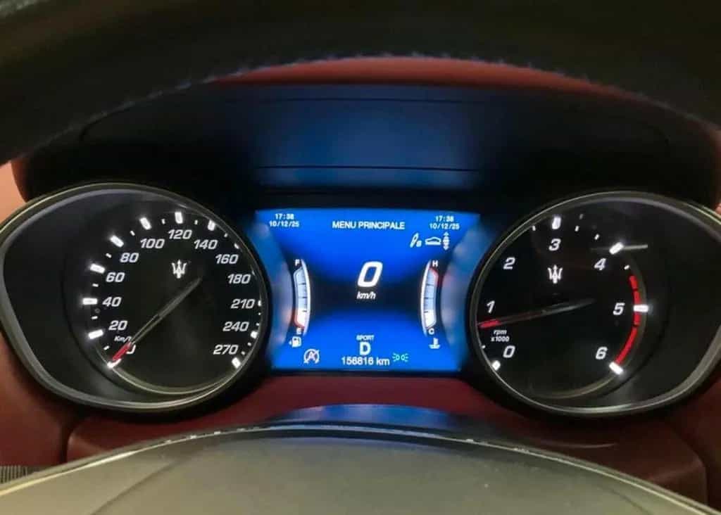 Maserati Levante V6 Diesel 275 CV AWD Granlusso 09/2017-photo-9
