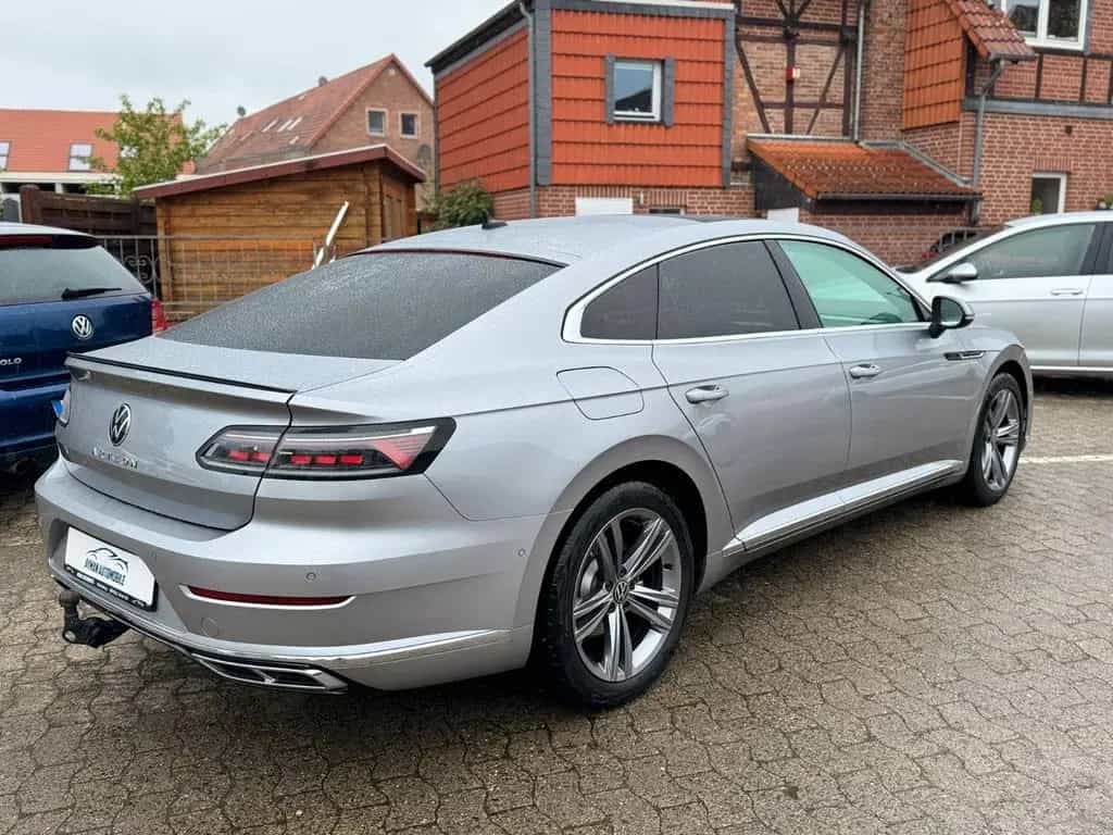 Volkswagen Arteon R-Line/PANO/AHK/VIRTUAL/ACC/KAM 03/2021-photo-4