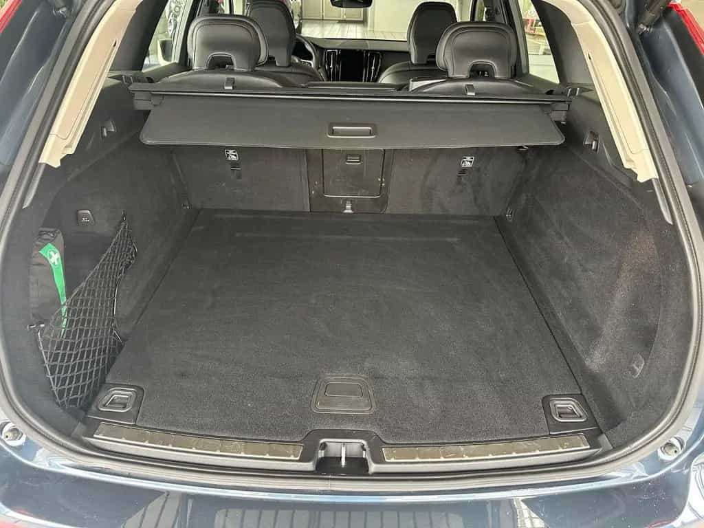 Volvo XC60 Momentum Pro*SHZ*LKA*Keyless*DAB*PDC*Kamera 02/2022-photo-20