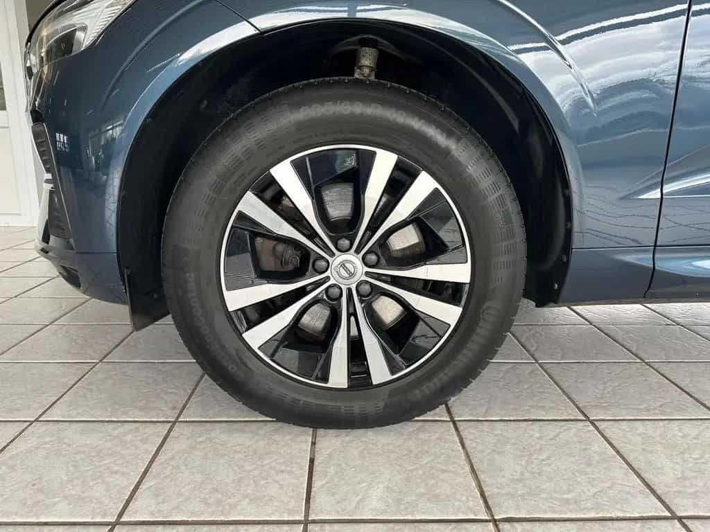 Volvo XC60 Momentum Pro*SHZ*LKA*Keyless*DAB*PDC*Kamera 02/2022-photo-21