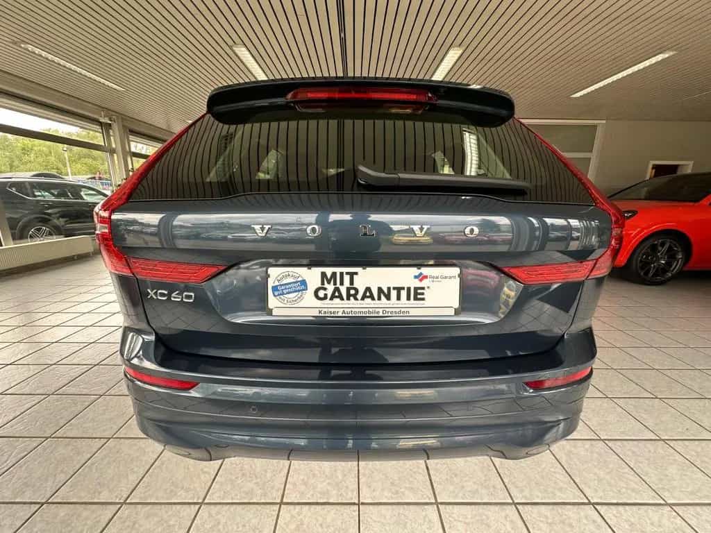 Volvo XC60 Momentum Pro*SHZ*LKA*Keyless*DAB*PDC*Kamera 02/2022-photo-5