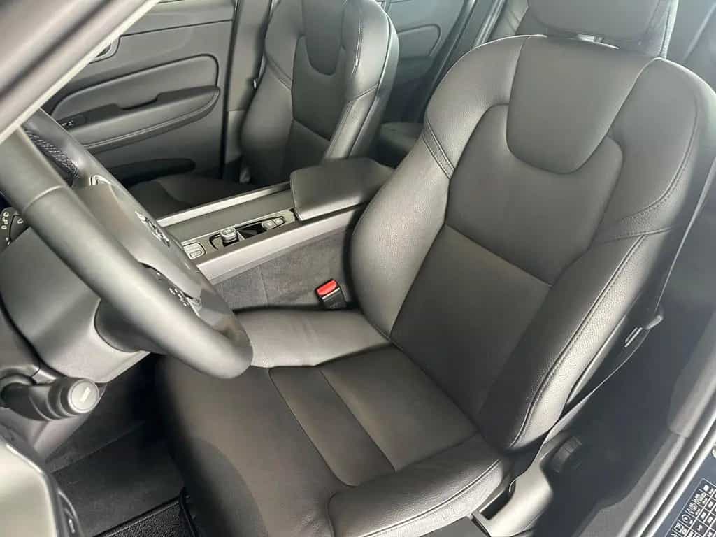 Volvo XC60 Momentum Pro*SHZ*LKA*Keyless*DAB*PDC*Kamera 02/2022-photo-9