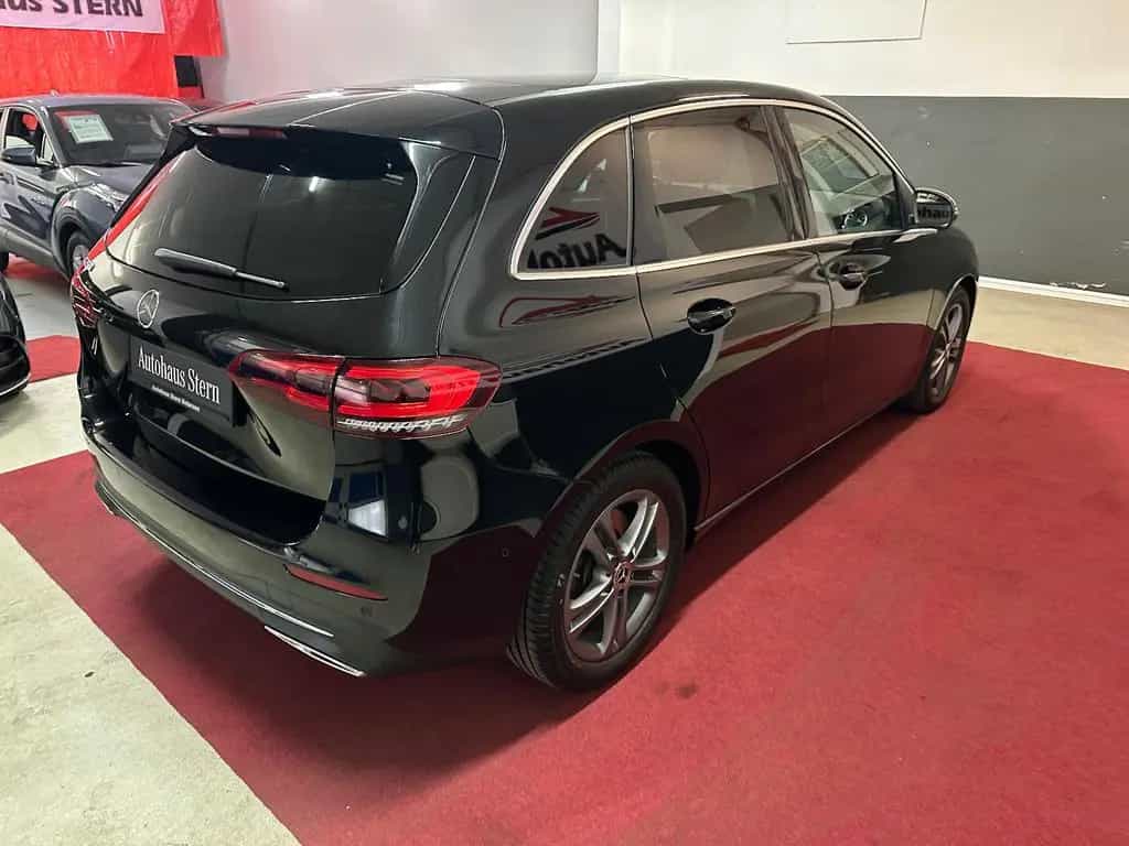 Mercedes-Benz B 250 LED/LEDER/PANO/TOTW./S.H.A 06/2019-photo-4