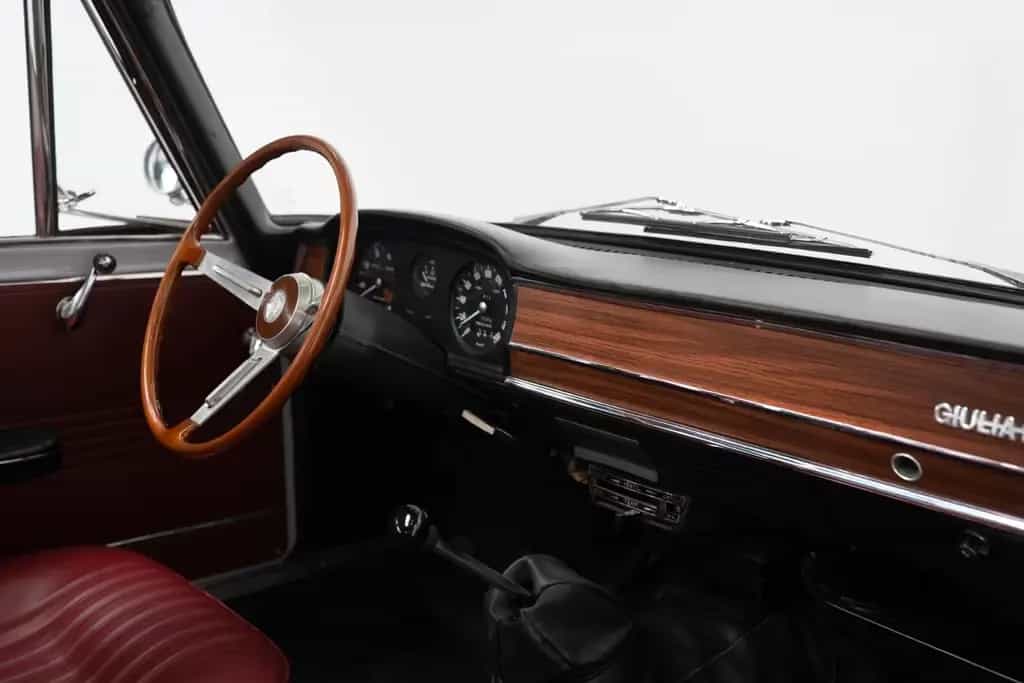 Alfa Romeo Giulia 1600 Faltdach - 109€ mtl. 06/1969-photo-14