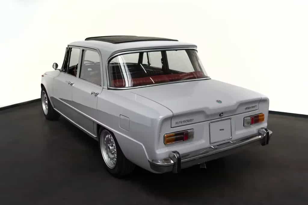 Alfa Romeo Giulia 1600 Faltdach - 109€ mtl. 06/1969-photo-8