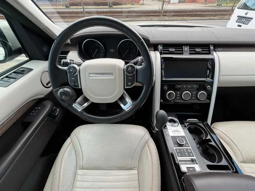 Land Rover Discovery 5 HSE 2.0 TD SD4 Luxury 7.Sitz|Luft 04/2018-photo-8