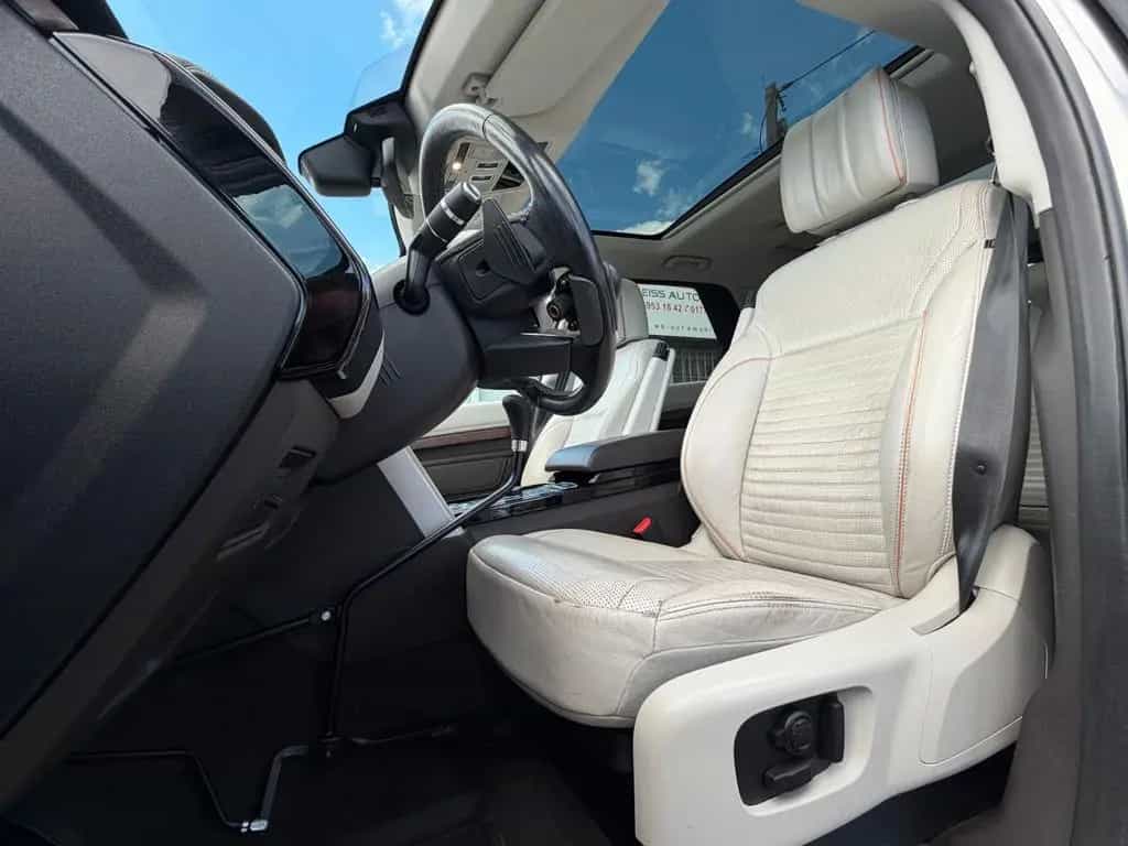 Land Rover Discovery 5 HSE 2.0 TD SD4 Luxury 7.Sitz|Luft 04/2018-photo-10