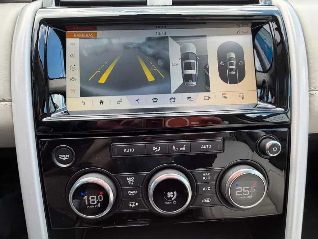 Land Rover Discovery 5 HSE 2.0 TD SD4 Luxury 7.Sitz|Luft 04/2018-photo-17