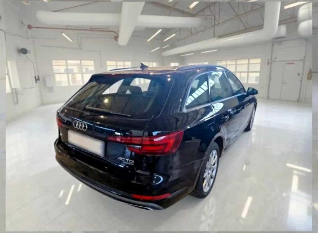 Audi A4 Avant 40 TDI quattro S tronic Unipro IVA 06/2019-photo-2
