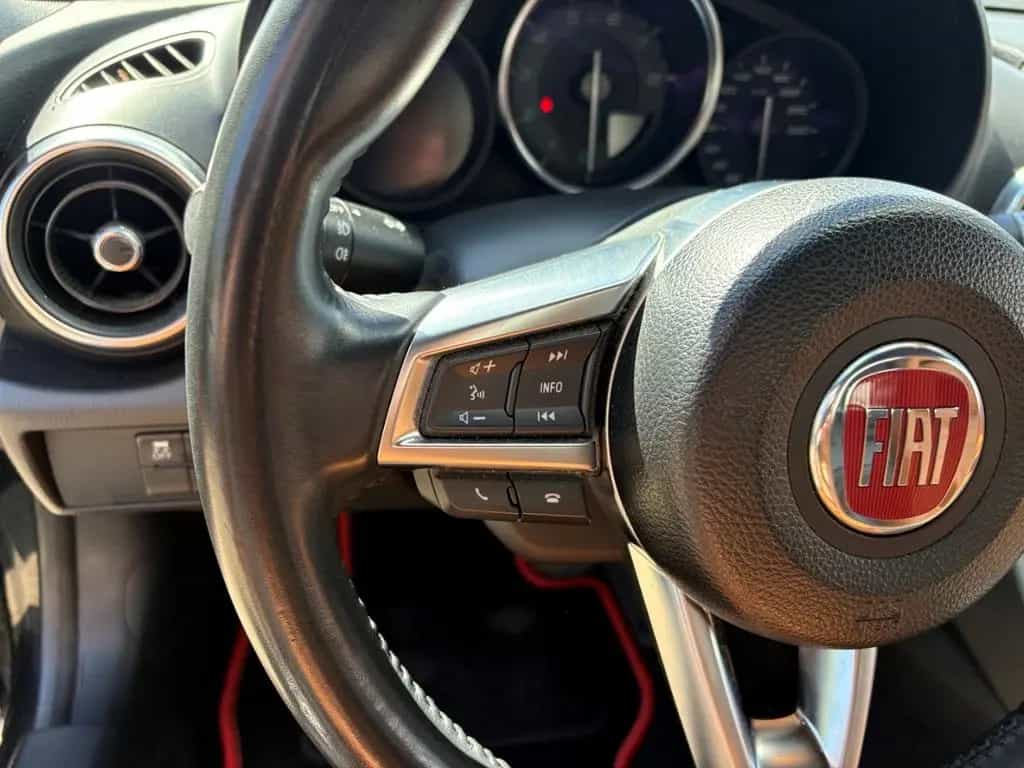 Fiat 124 Spider XENON, NAVI, LEDER 05/2017-photo-11