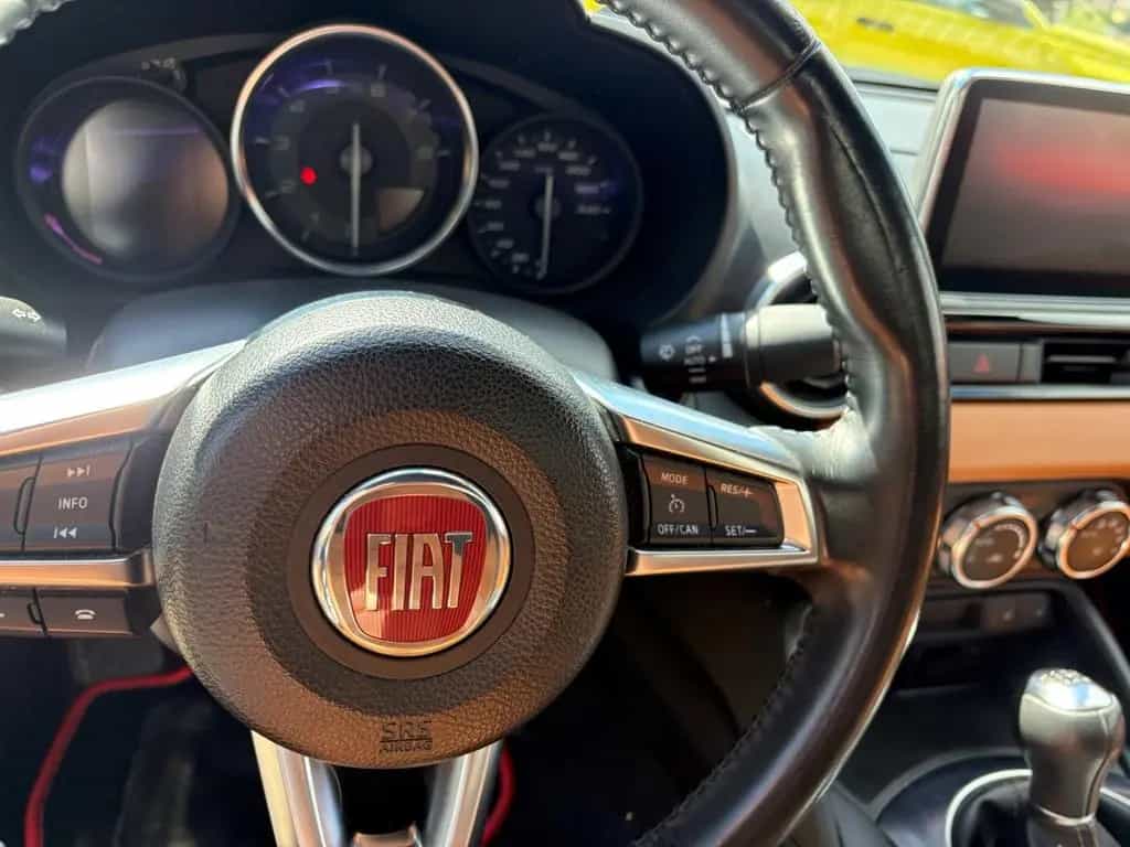 Fiat 124 Spider XENON, NAVI, LEDER 05/2017-photo-12