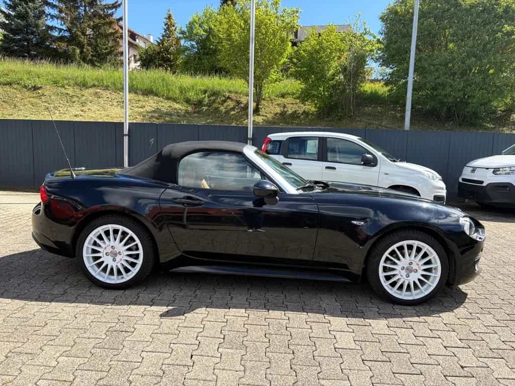 Fiat 124 Spider XENON, NAVI, LEDER 05/2017-photo-5