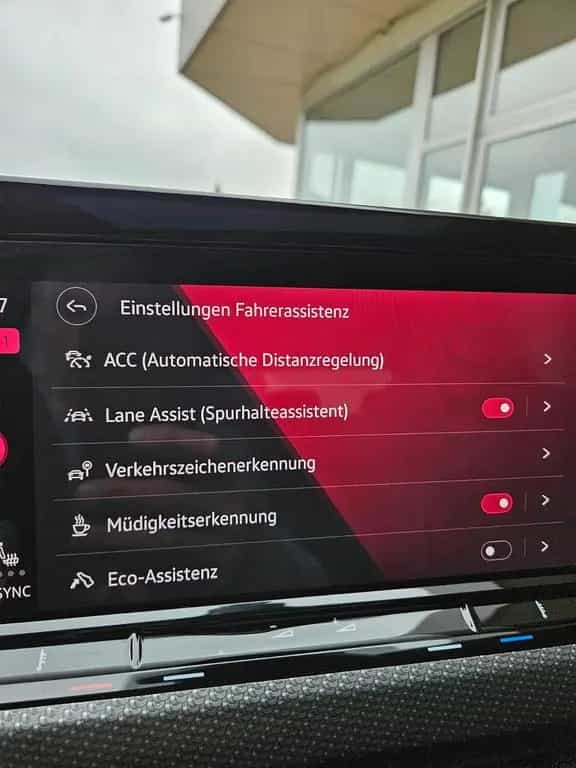 Volkswagen Golf VIII R-Line Pano Matrix 18Zoll 10/2020-photo-14