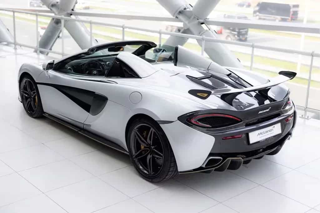 McLaren 570S Spider 3.8 V8 | MSO High Downforce Kit | Sa 04/2018-photo-1