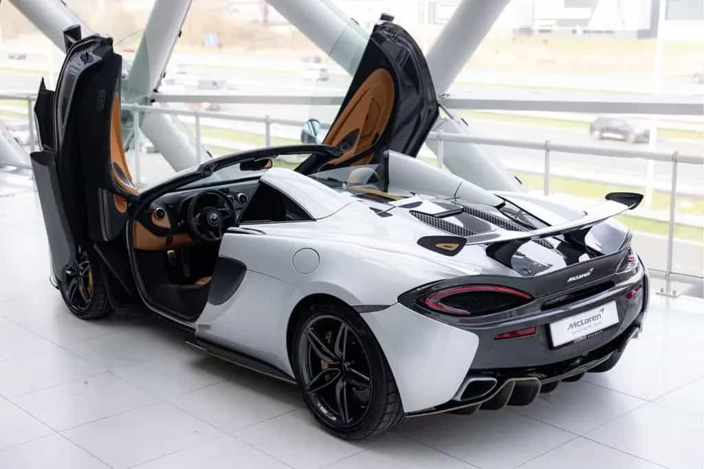 McLaren 570S Spider 3.8 V8 | MSO High Downforce Kit | Sa 04/2018-photo-46