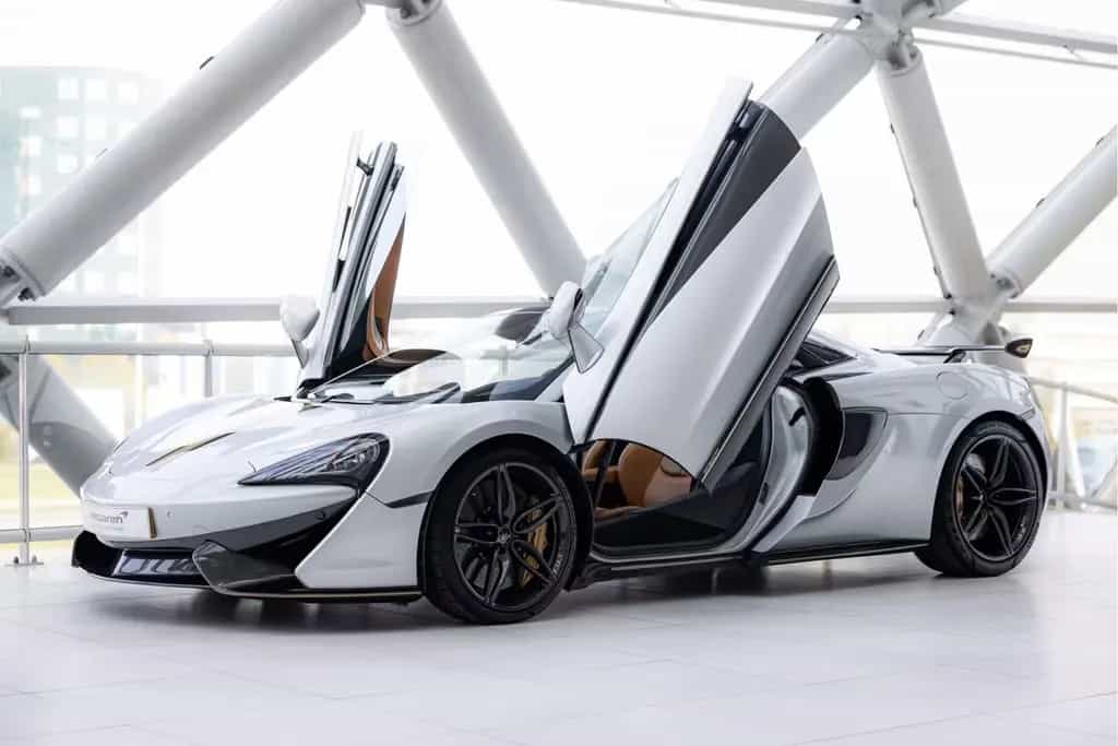 McLaren 570S Spider 3.8 V8 | MSO High Downforce Kit | Sa 04/2018-photo-49