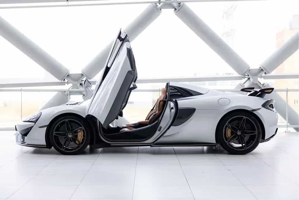 McLaren 570S Spider 3.8 V8 | MSO High Downforce Kit | Sa 04/2018-photo-9